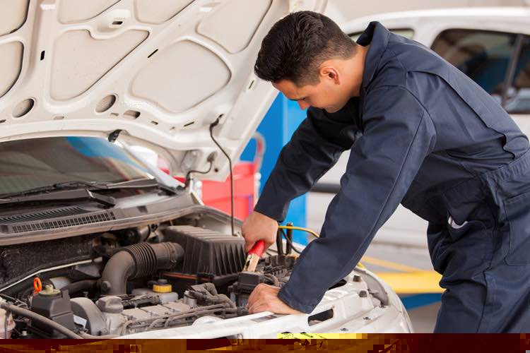 Controlli da effettuare all'auto dopo le vacanze