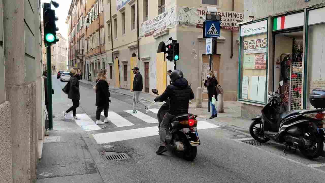 Scoter città a benzina stop