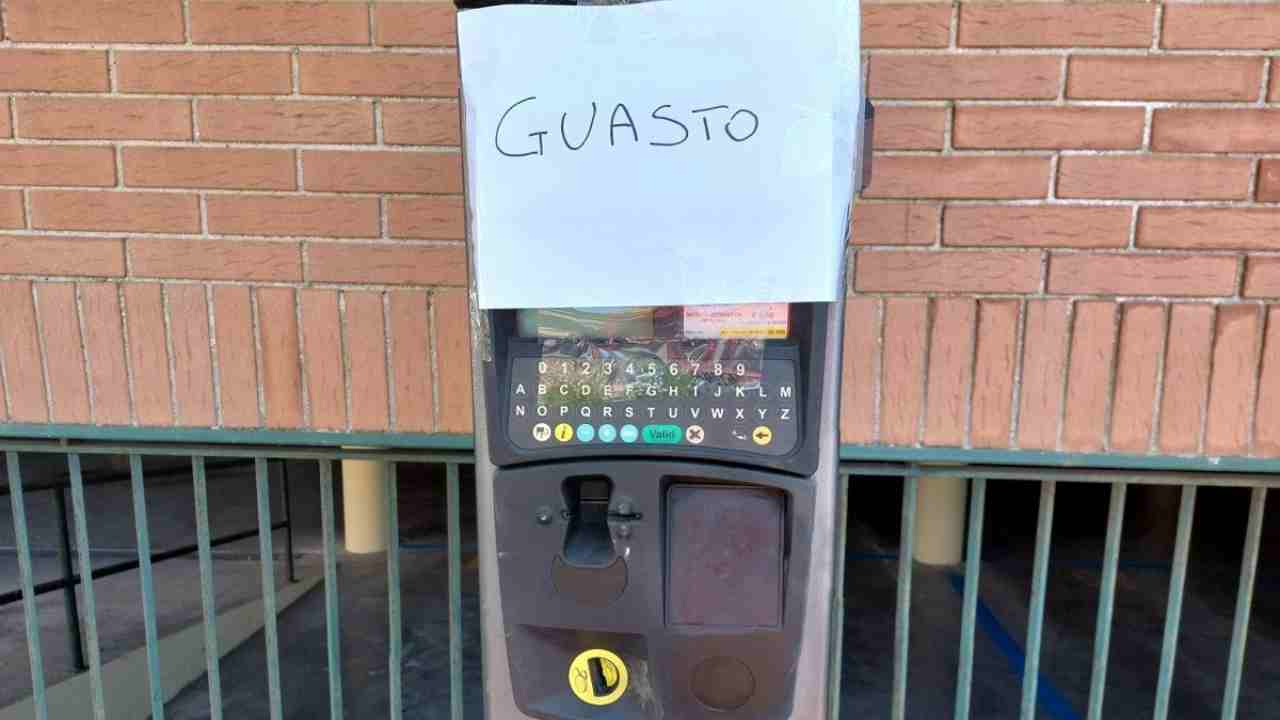 Parchimetro rotto, come pagare il ticket?