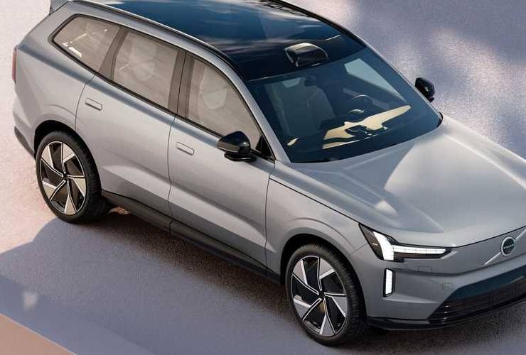 Volvo Ex 90, design accattivante e dinamico