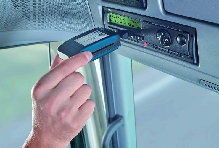 Tachigrafo digitale, manometterlo significa rischiare multe pesantissime
