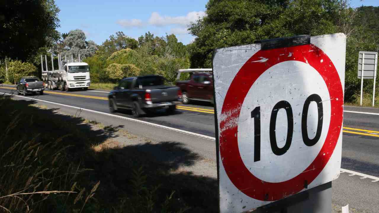 Limite 100 Km/h cartello
