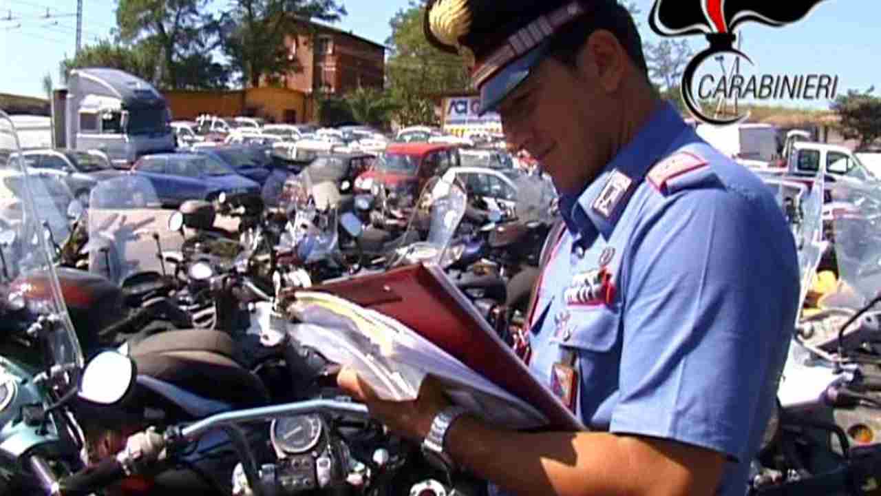 Furti moto: il rimedio che ti eviterà il furto esiste. (ANSA)