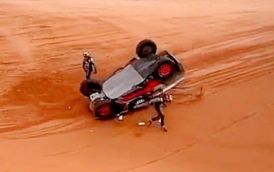 Incidente Sainz Sr alla Dakar Rally