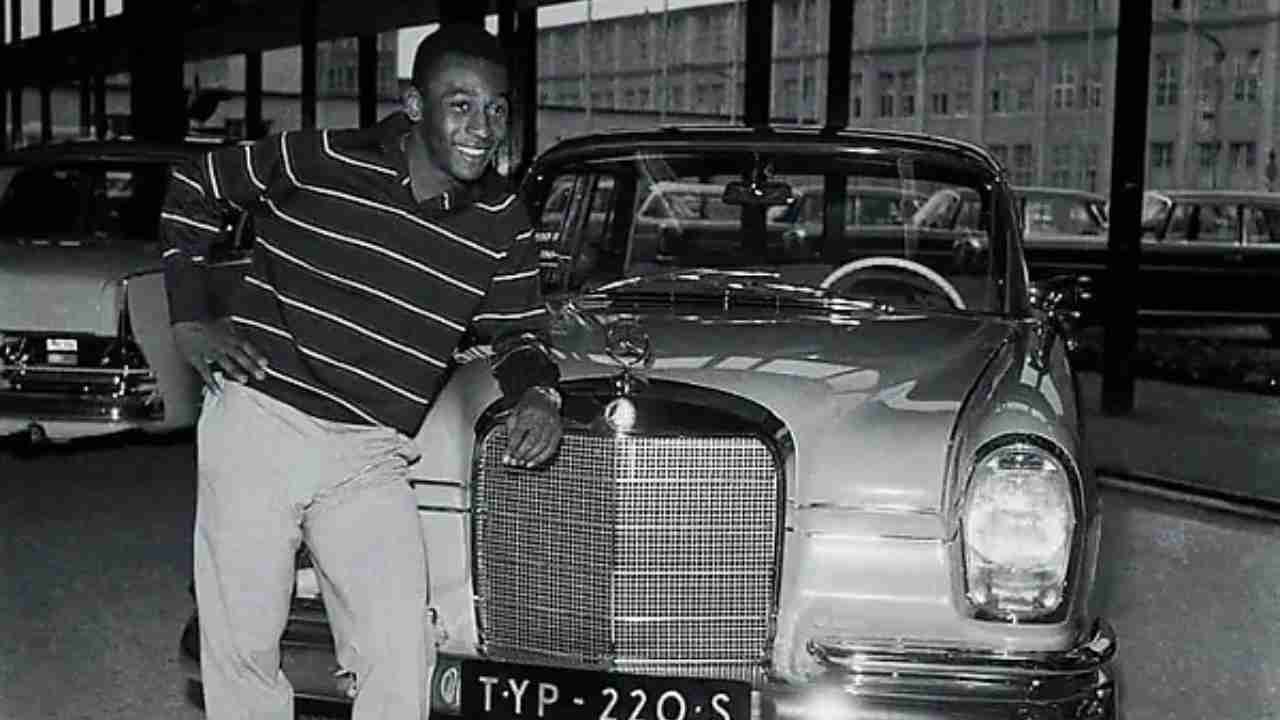 Pelè e la sua Mercedes