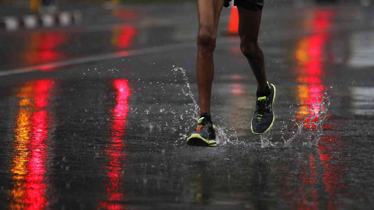 Runner: chi fa jogging rischia una multa se infrange il CdS (ANSA)