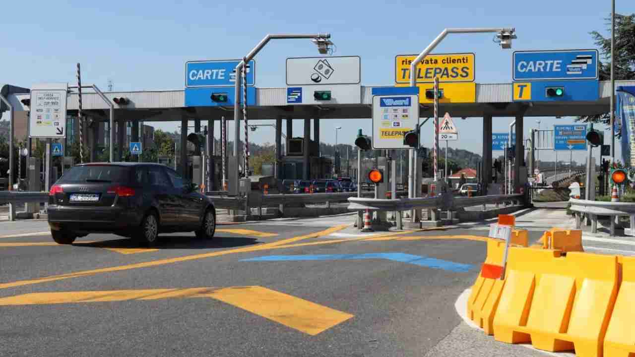 Telepass, uno strumento che migliora la vita degli automobilisti. Ma occhio a banali errori...