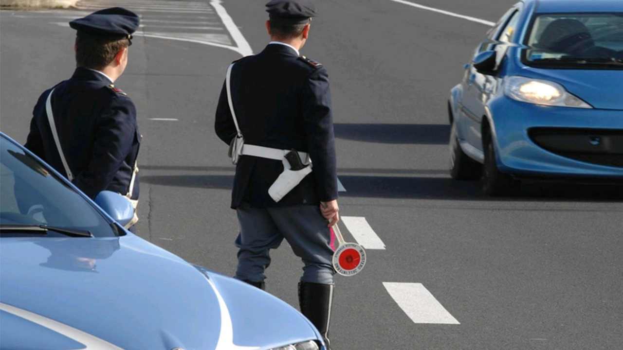 Controlli delle Forze dell'Ordine, occhio alle targhe...