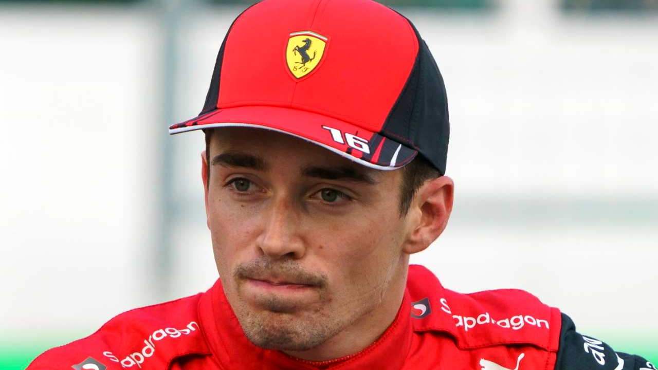 Leclerc, clamorosa ipotesi all'orizzonte, almeno fino a quando non rinnoverà con la Ferrari