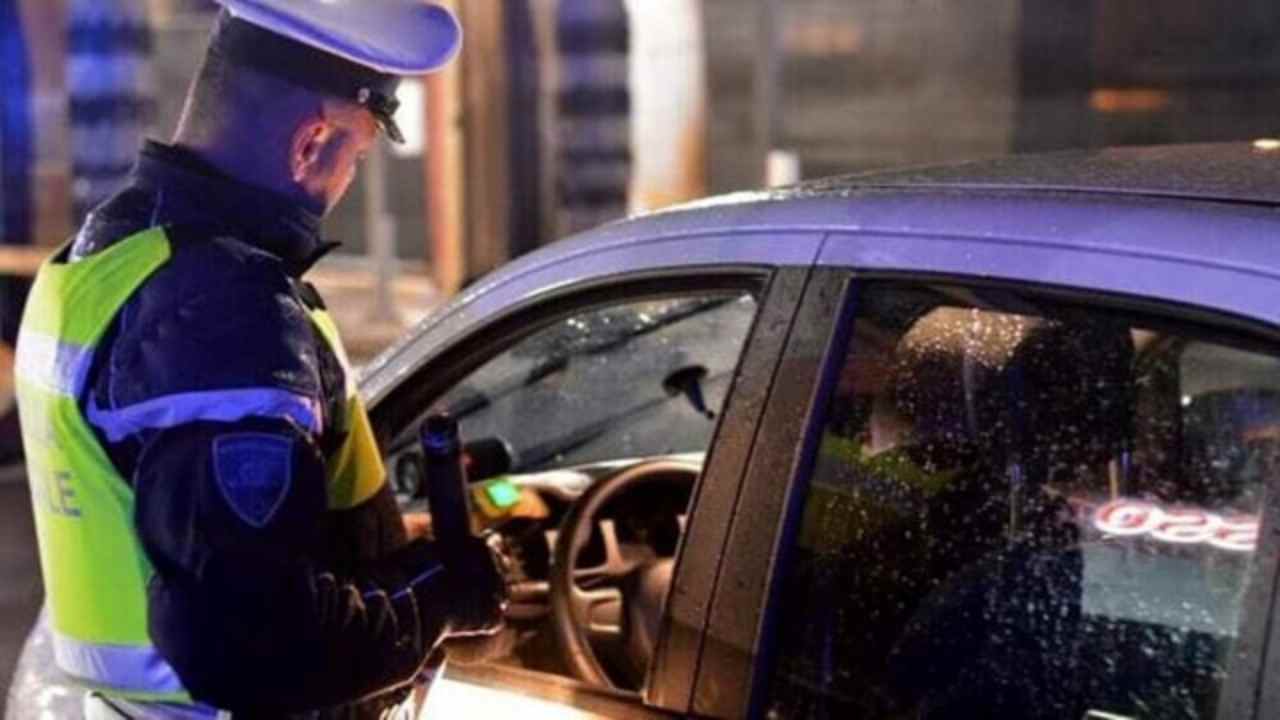 Controllo di Polizia notturno 