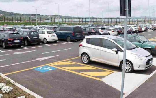 Ai parcheggi possono scattare multe da migliaia di euro: ecco perchè...