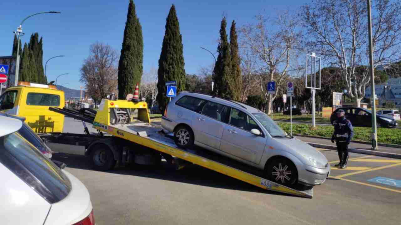 Rimozione auto, ecco i parcheggi da evitare