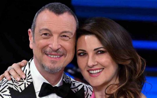 amadeus-giovanna-civitillo-sanremo-solomotori.it