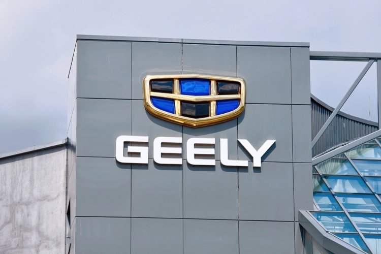 geely-automobile-colossus-chinese-solomotori.it