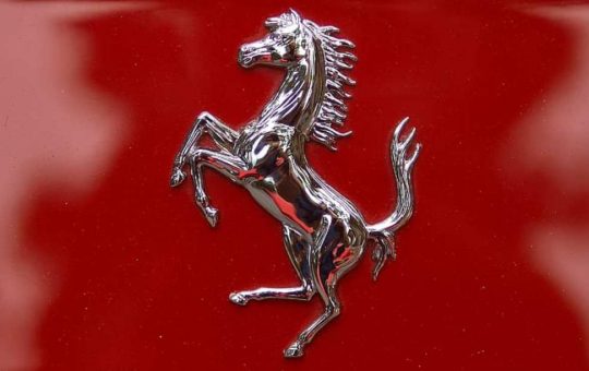 ferrari-logo-solomotori.it