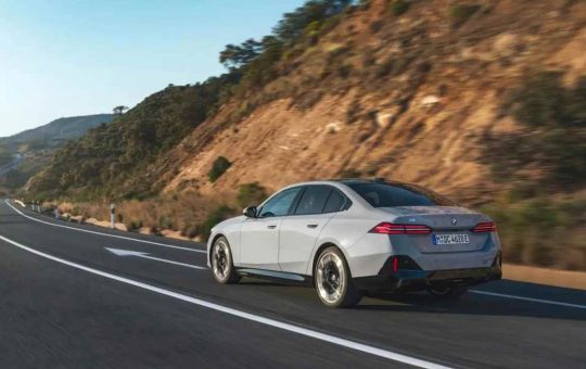 nuova-bmw-i5-solomotori.it