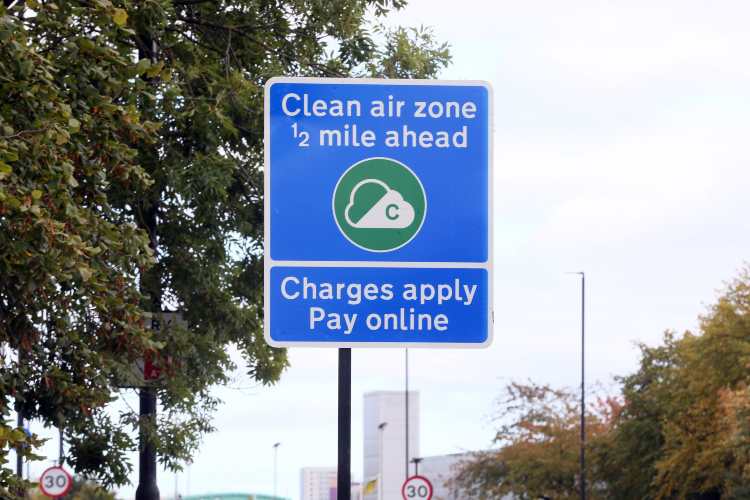 clean-air-zones-inghilterra-solomotori.it