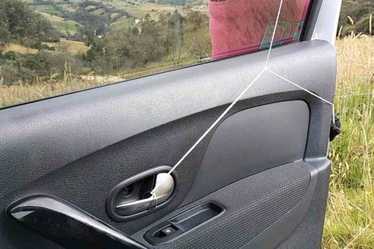 come-aprire-auto-filo-anello-solomotori.it