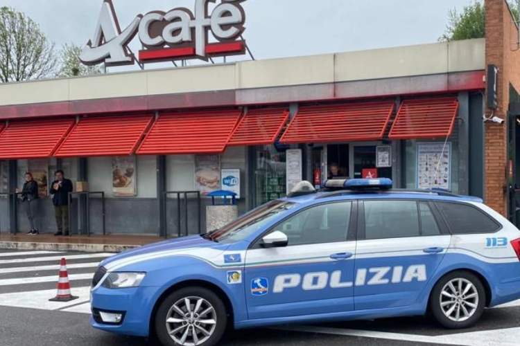 controlli-di-polizia-in-autogrill-solomotori.it
