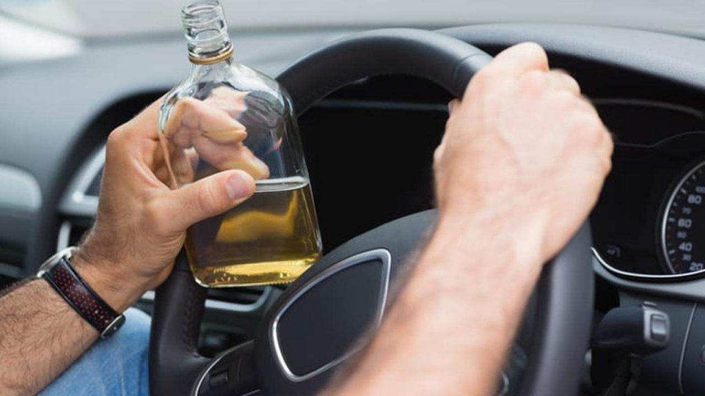 Ultim’ora – “Non puoi bere neanche un sorso d’acqua”: ufficiale la TOLLERANZA ZERO in strada, ecco cosa rischi adesso se ti beccano