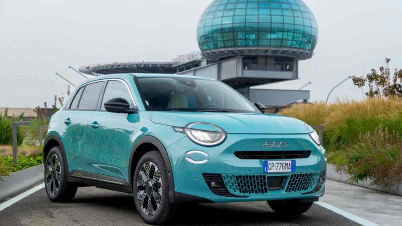 nuova-fiat-600-hybrid-solomotori.it