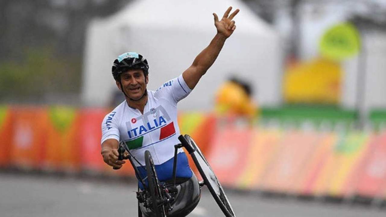 alex-zanardi-in-handbike-solomotori.it