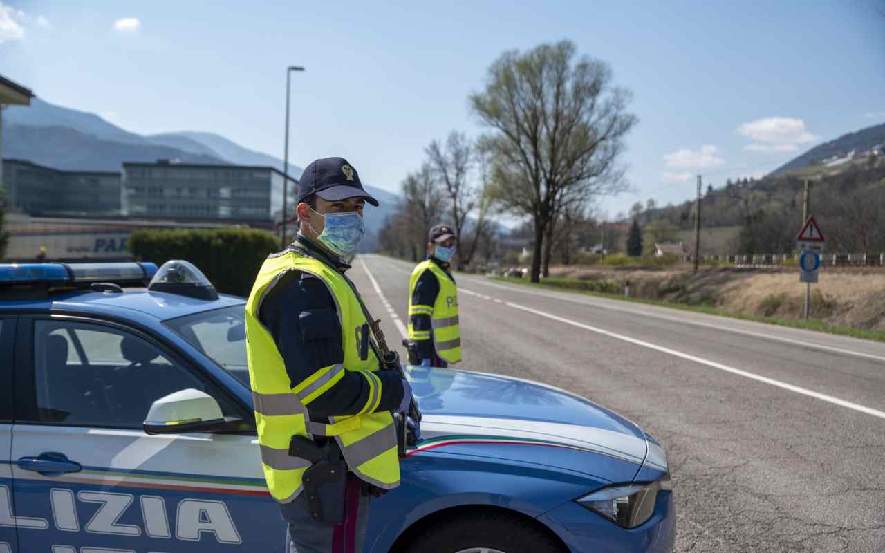 Posto Di Blocco Polizia