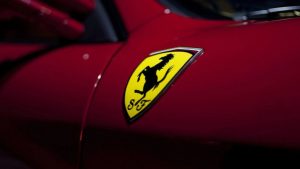 logo-cavallino-rampante-ferrari-solomotori.it