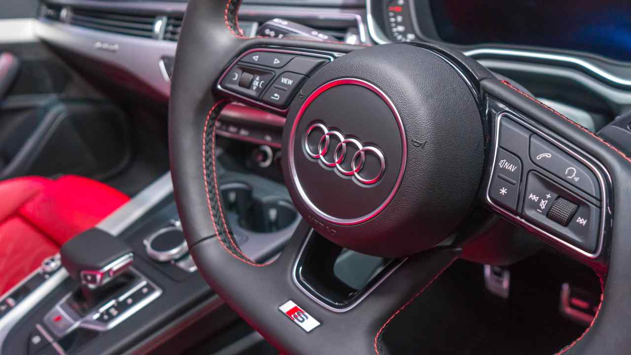 Audi R9: il bolide super lusso potrebbe essere così