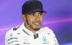 40 anni e campione in F1, tutto vero: Hamilton può crederci ancor più, lo insegna la storia