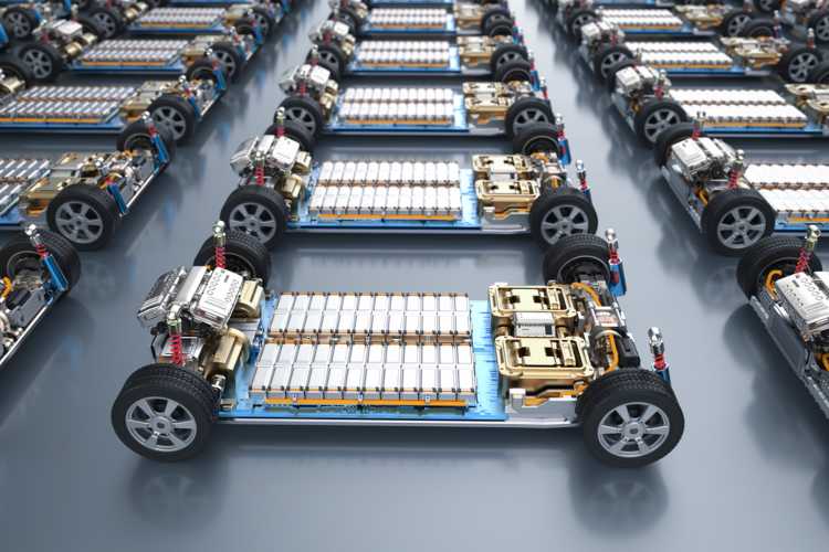 modulo-batterie-litio-auto-elettrica-epositphotos-solomotori.it