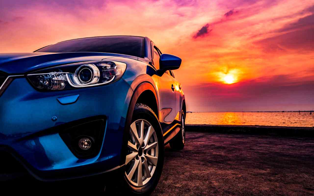 Kit sicurezza auto in estate: tutto quello che non deve mai mancare a bordo