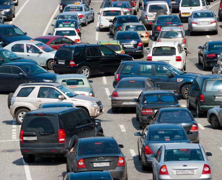 Traffico congestionato - Fonte Depositphotos - solomotori.it