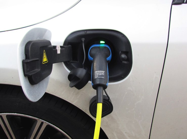 Auto ibrida plug-in 