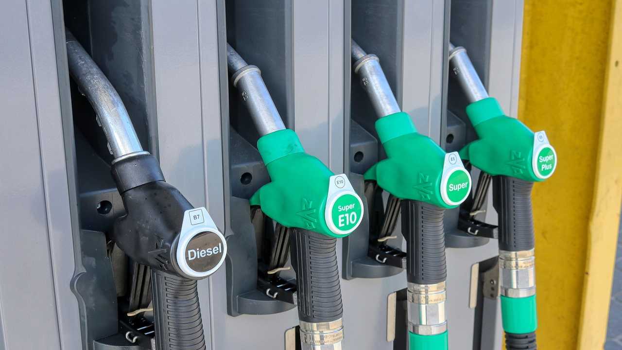 Pompa di benzina e diesel