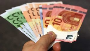 Centinaia di euro