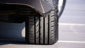 Ufficiale, approvato il BOLLO GOMME AUTO:  più di 800 euro da pagare I SE non presenti la prove si prendono l’auto
