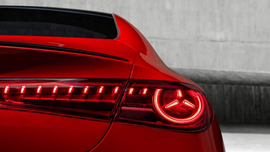 Nuova Mercedes CLA, esordio sul mercato italiano: specifiche e caratteristiche
