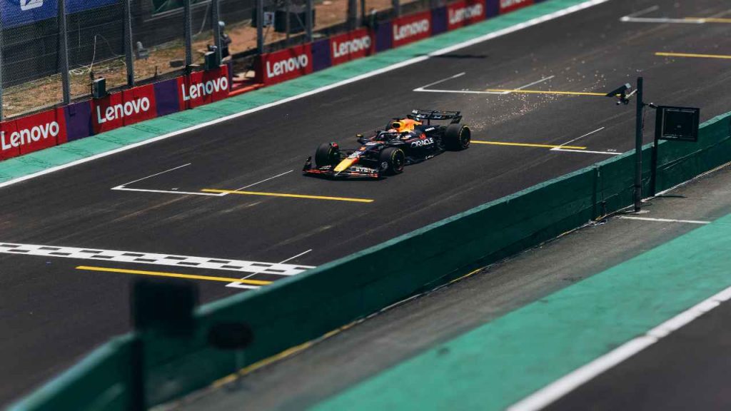 Formula 1, tsunami improvviso: CLASSIFICA rivoluzionata, cambia tutto per Hamilton e le Ferrari