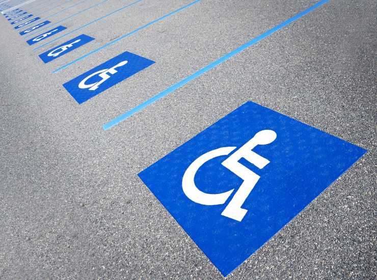 Parcheggi riservati ai disabili