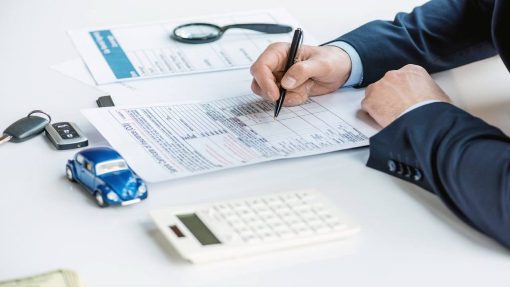 Arbitro assicurativo, che cos’è e a che serve: la legge che non tutti conoscono