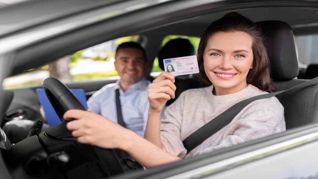 Ultim’ora auto, da Luglio nuove regole per la patente, il CODICE della Strada cambia ancora