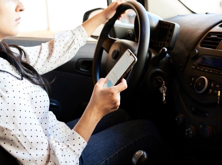 Uso cellulare alla guida