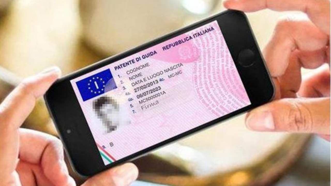 patente e cellulare - gazzetta - solomotori.it