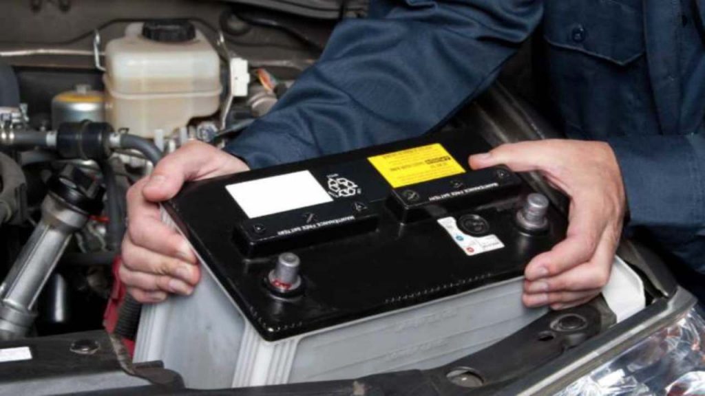 Batterie auto, i miti da sfatare e gli errori che commettiamo tutti