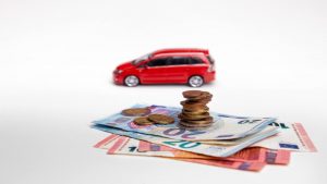 Tasse auto abolite: il Governo dice stop, ma dipende tutto da quanti anni hai I Fatti due conti: risparmi centinaia di migliaia di euro