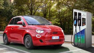 Incentivi auto elettriche: ti danno fino a 11mila euro | Basta fare iscrizione online