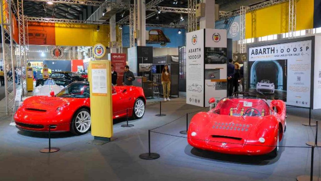 Nuova mostra di auto e moto d’epoca: fan in subbuglio | Attesa per l’evento in programma a fine ottobre