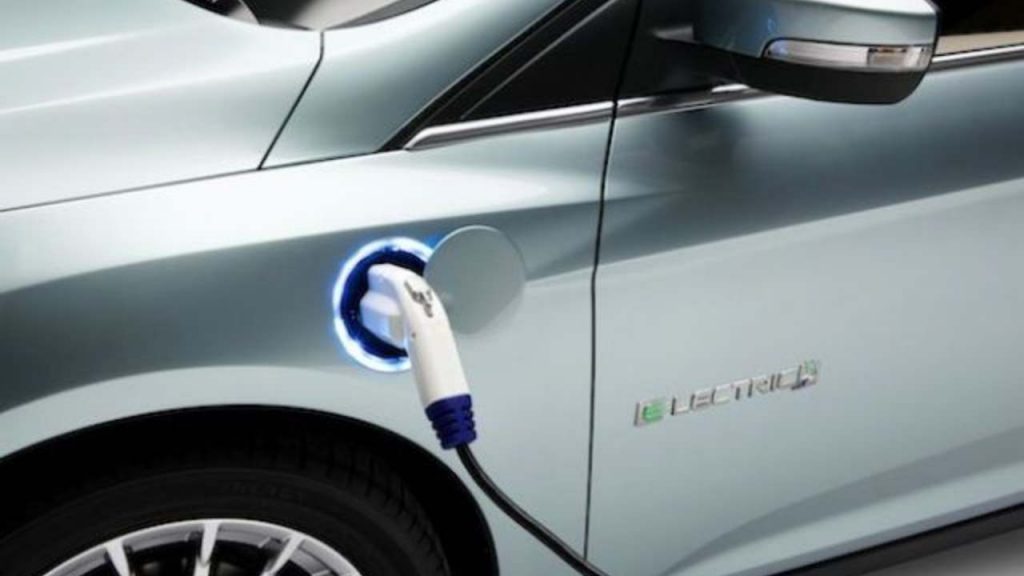 Addio problemi di autonomia per le elettriche: Mercedes lancia un nuovo esemplare perfetto | Ha 713 km di autonomia