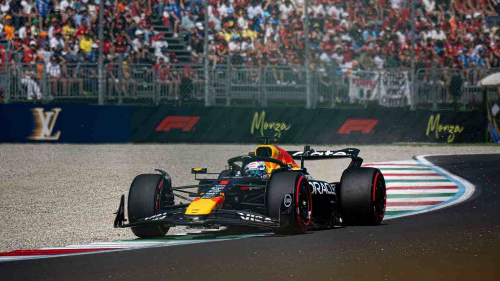 Formula 1, GP di Monza: vince Verstappen, seguono le McLaren | Leclerc chiude quarto